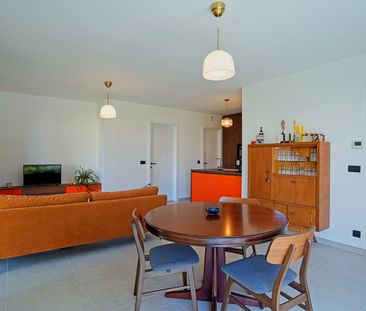 Hoogwaardig afgewerkt lichtrijk nieuwbouwappartement te Lokeren - Photo 2
