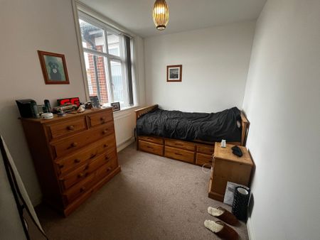 Middlecroft Lane, Gosport - Photo 2