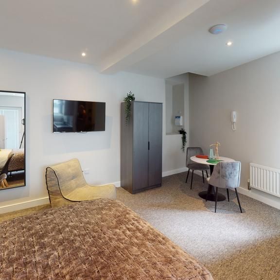 Studio to rent - Photo 1