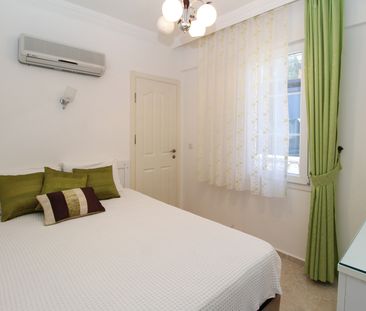 Rymlig villa med 4 sovrum och pool i Mugla Fethiye - Photo 4