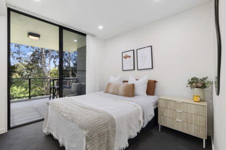 Immaculate One-Bedroom Apartment with Leafy Outlooks in Prime Location - Photo 3