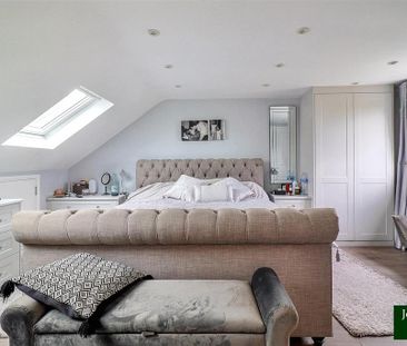 3 bedroom semi-detached house to rent - Photo 5