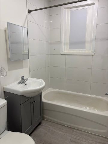 4930 Boul. Édouard-Montpetit, #11 - Photo 4