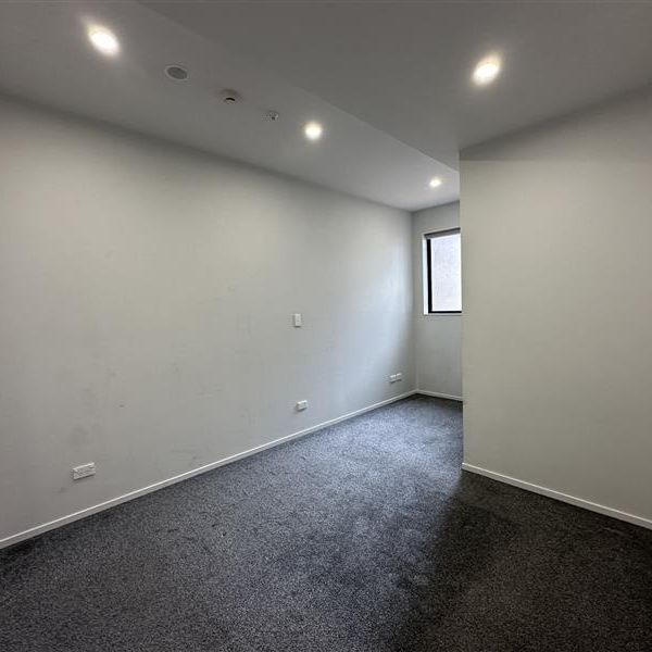 Great 1 Bedroom Apartment - Photo 1