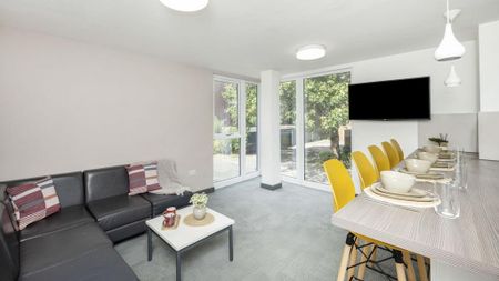 1 bedroom in a flat share to rent - Photo 4