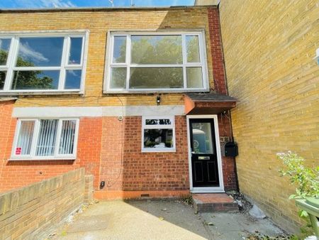 Prince Regents Lane, Plaistow E13, Property for rent - Photo 4