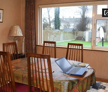 Room for rent in 3-bedroom apartment in Clonsilla, Dublin - Photo 1