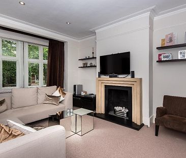 5 bedroom house in East Sheen - Photo 1