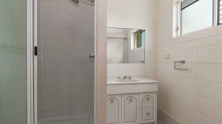 15 Arawa Street, Kelso QLD 4815 - House For Rent | Domain - Photo 3