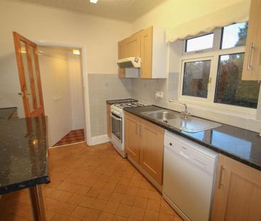 2 bedroom semi-detached house to rent - Photo 3