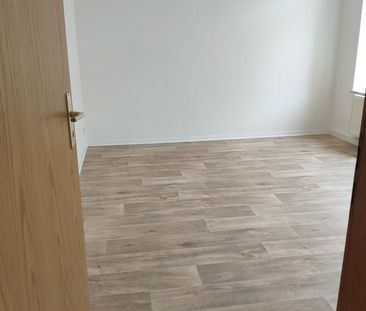 2-Raum Wohnung im sanierten Altbau im Zentrum - Photo 2