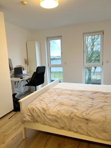 Exklusive 3-Zimmer-Wohnung mit 2 Balkonen, Aufzug und Tiefgaragenstellplatz- ideal für 1-3 Personen! - Photo 4