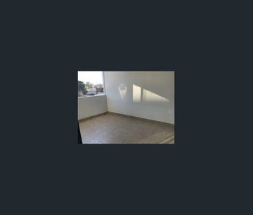 Modern, Convenient, and Ready to Move In- - Photo 3