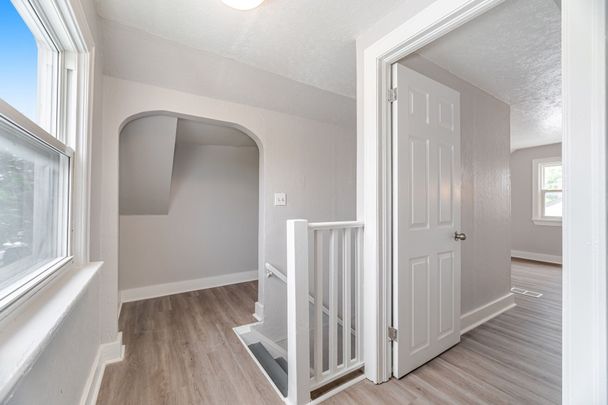 For Lease - 128 Cross Avenue, Oakville, Ontario - Photo 1