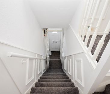 3 bed flat to rent in Dean Road, South Shields, NE33 - Photo 3