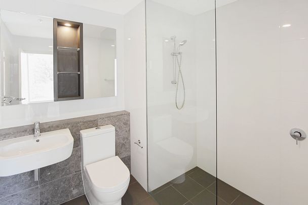 Sunny and Spacious 2 Bedroom with Study (3rd Bedroom) and Large Balcony! - Photo 1