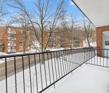 3495 avenue Ridgewood - Beautiful 2-Bedroom Apartment for Rent - Photo 5