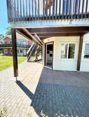 möblierte Einraumwohnung mit Terrasse im wunderschönen Wohnpark - Foto 1