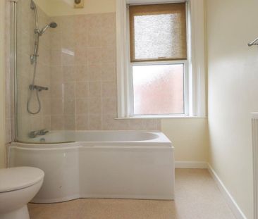 Flat in Beaconsfield Street, Carlisle - Photo 6