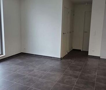 Appartement te huur in Ruisbroek voor € 775 met 1 slaapkamer - Photo 2