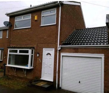 3 Bed Detached House, Middleton Road, LS10 - Photo 5