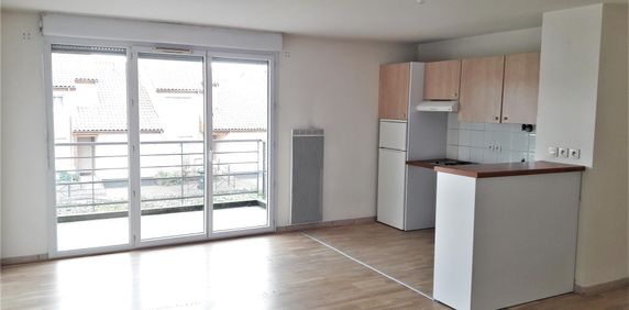 location Appartement T3 DE 63.73m² À BEAUMONT - Photo 2