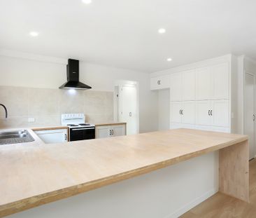 CHARMING RENOVATED 3 BEDROOM HOME WITH STUDY/4TH BEDROOM - Photo 1