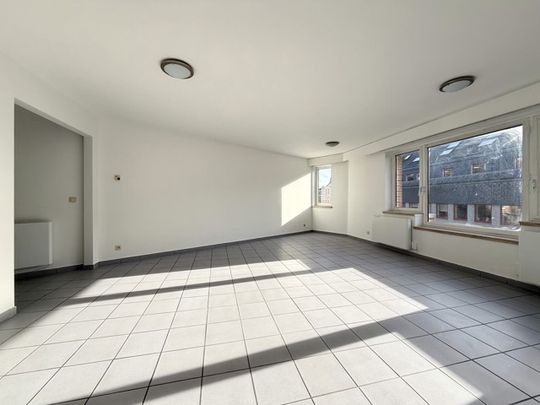 Appartement - à louer - Photo 1