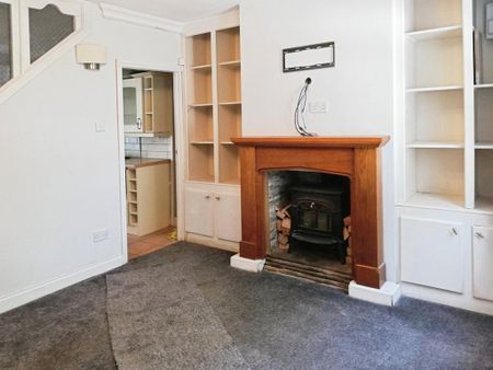 2 bedroom terraced house to rent - Photo 3