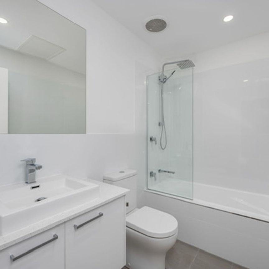 Modern 3-Bedroom Townhouse with Style and Convenience - Photo 1