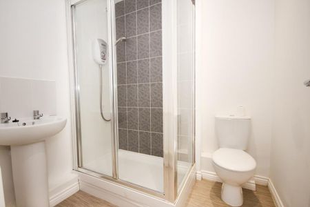 2 bedroom apartment to rent - Photo 3