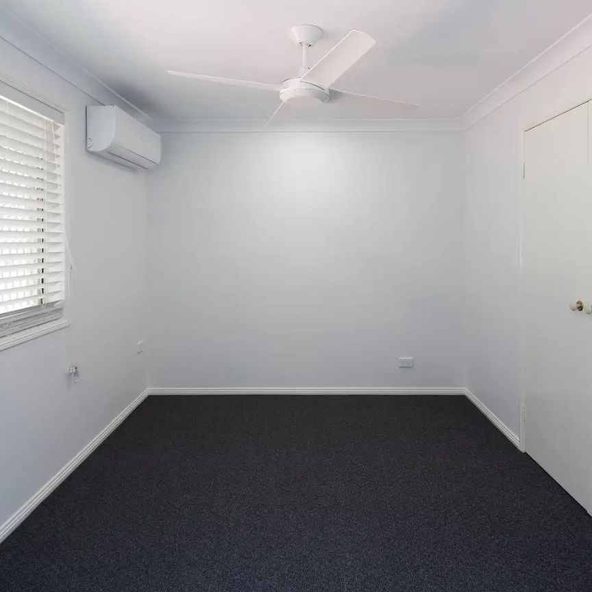 “Modern Studio Living – Perfect for One!” - Photo 1