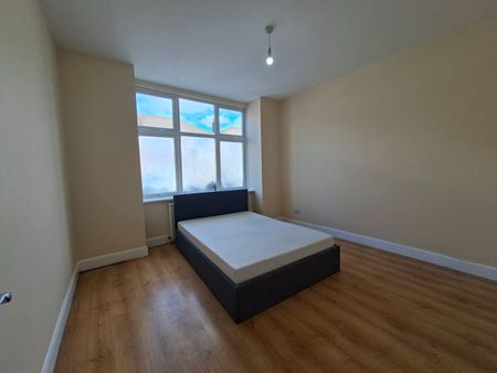 1 Bed Flat, Sidney Avenue, N13 - Photo 3