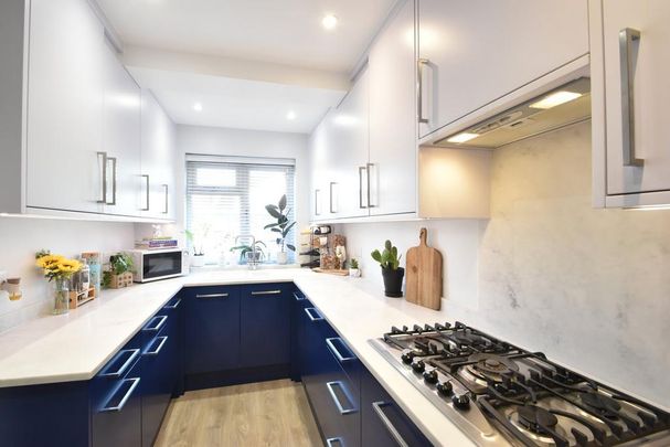 2 bedroom detached house to rent - Photo 1