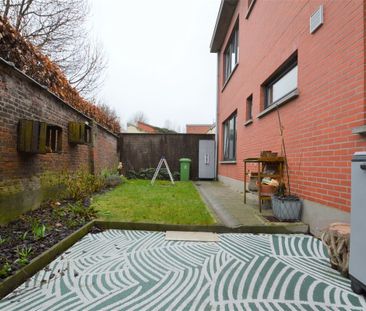 Totaal gerenoveerd GV appartement met tuin te Grembergen - Photo 1