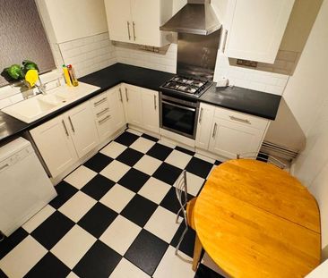 2 bedroom detached house to rent - Photo 2