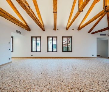 Maestoso piano nobile con ampia terrazza - Photo 6