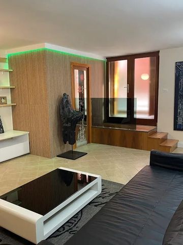 Via delle Rose, Rome, Lazio 00171 - Photo 2