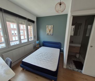 Location Appartement 1 pièce 10m² LILLE 59260 - Photo 2