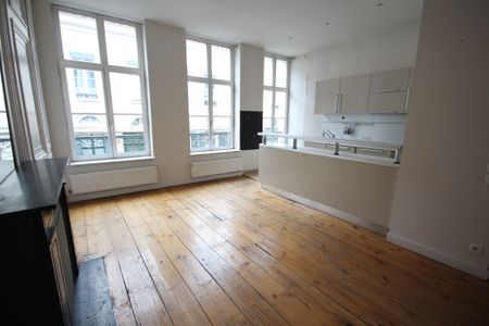 T4 en duplex de 87.32 m², rue d’Angleterre – Vieux Lille réf 86-004 - Photo 4