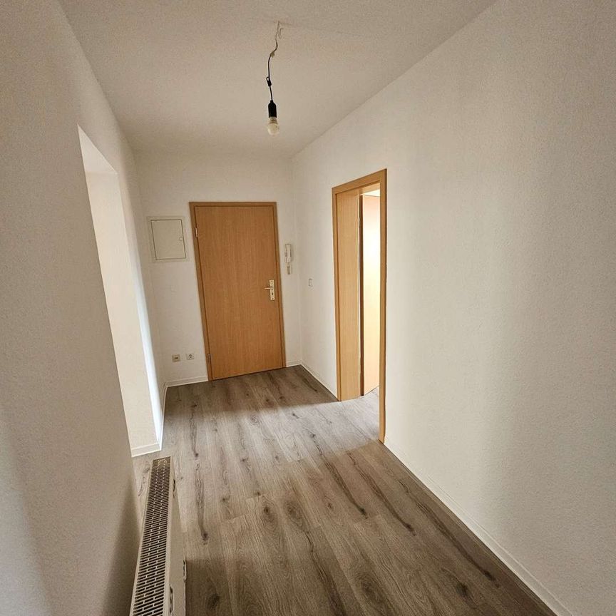 *Tolle 3 Raum-Wohnung freut sich auf neue Mieter * - Foto 1