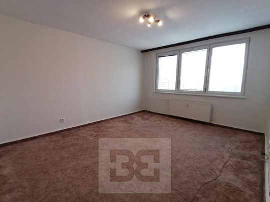 Pronájem bytu 4+1 87 m2 - Fotografie 1