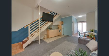 Fully Furnished One Bedroom Studio Available! All Bills Inc! Scarborough Beach! - Photo 5