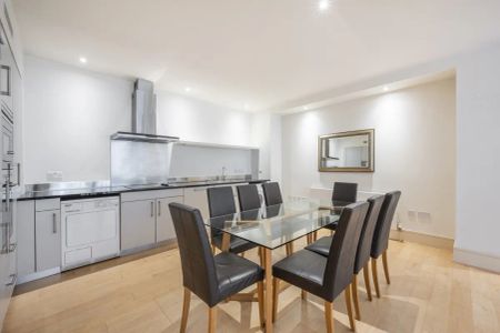 2 bedroom flat in Covent Garden - Photo 5