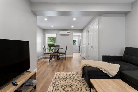 For Lease - 164-168 Picton Street Unit# 2, Hamilton, Ontario - Photo 2