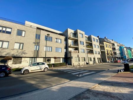 Appartement te huur in Uccle - Photo 2