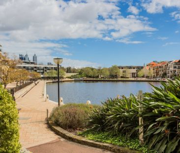 44/11 Regal Place, East Perth - Photo 3