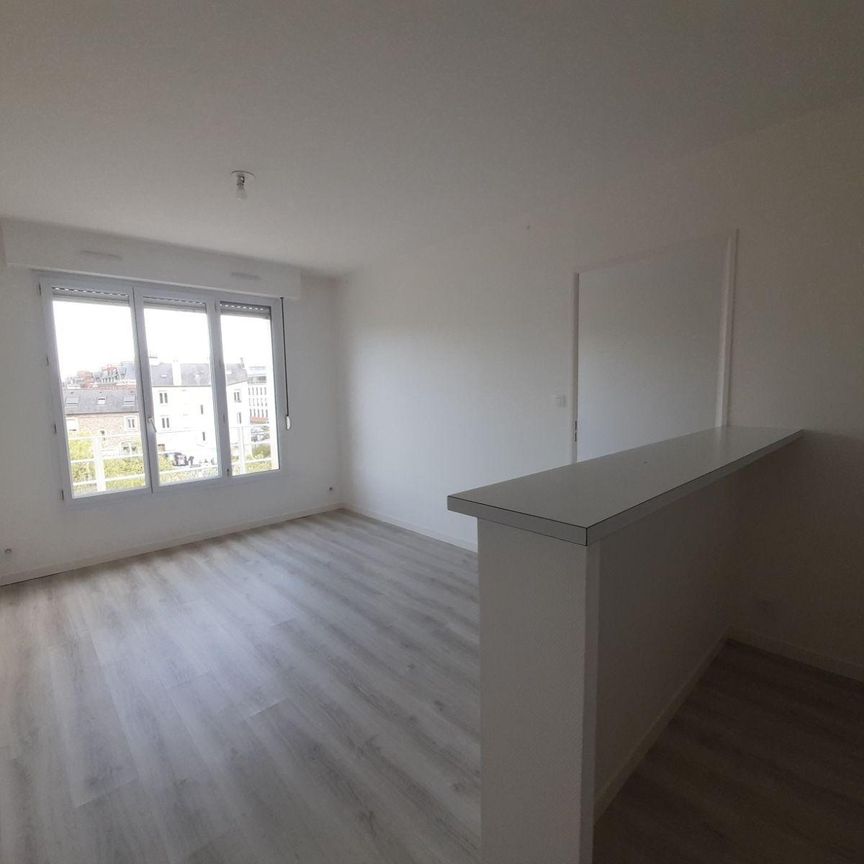 A RENNES - "Quartier Saint Hélier" - 24 Bd Laënnec - APPARTEMENT - 3ème étage avec ascenseur co... - Photo 1