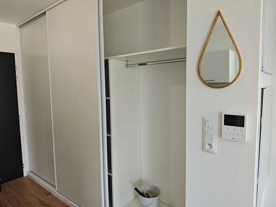 Location appartement 1 pièce, 31.70m², Cholet - Photo 1