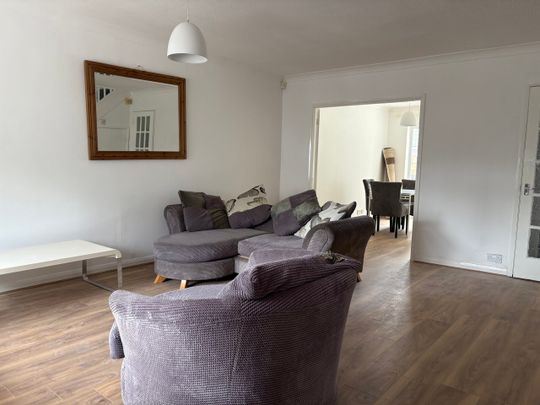 Villier Street, Uxbridge - Photo 1